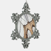 ブルックリン橋、ニューヨーク スノーフレークピューターオーナメント (左)