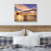 ブルックリン・ブリッジとマンハッタンの夜。 キャンバスプリント (インサイチュ (寝室))