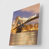 ブルックリン・ブリッジとマンハッタンの夜。 スクエア壁時計 (傾斜)