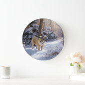 ブルドッグがそれを雪のクリスマスのブラシを渡す ラージ壁時計 (ホーム)