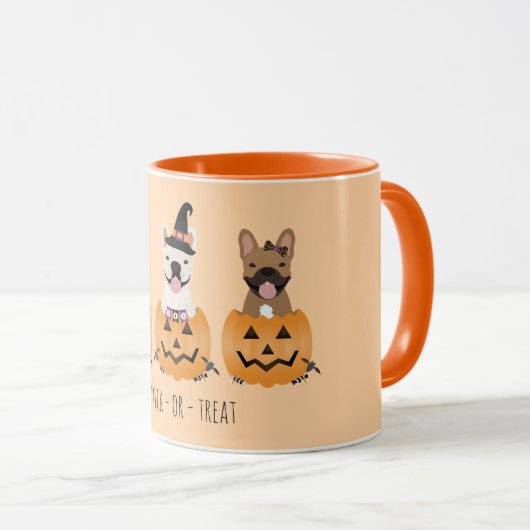 ブルドッグのカボチャをトリックフランスのまたは治療する マグカップ (正面右)