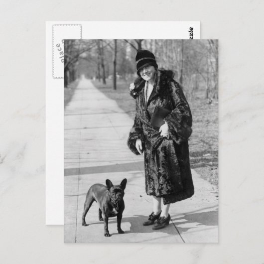 ブルドッグフランスのの女性， 1920年代 ポストカード (正面/裏面)