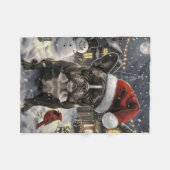 ブルドッグフランスのウィンターワンダーランドクリスマスジョイ フリースブランケット (正面(横))