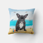 ブルドッグフランスのオンビーチ クッション (裏面)