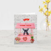 ブルドッグフランスのバレンタインデーキスをするブース カード (黄色い花)