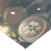 ブルドッグホリデーベーキング:フェスティバルクリスマス テーブルクロス (アングル)