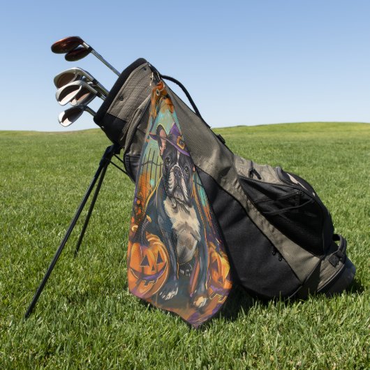 ブルドッグ不気味フランスのハロウィーン魔女とカボチャ ゴルフタオル (グリーン)