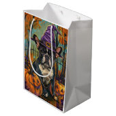 ブルドッグ不気味フランスのハロウィーン魔女とカボチャ ミディアムペーパーバッグ (裏面アングル)