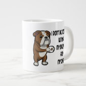 ブルドッグ犬が朝に繁殖しコーヒーを飲む ジャンボコーヒーマグカップ (正面右)