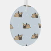 ブルドフランスのッグの子犬、可愛い眠りのパターン。 ガラスオーナメント (正面右)