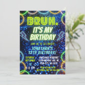 ブルネオングローブルーグリーンボーイおもしろい誕生日 招待状 (スタンド正面)