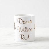 ブルネットのナースのギフトを個人化して下さい! コーヒーマグカップ (中央)