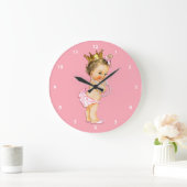 ブルネットのベビーのプリンセスおよび真珠のピンク ラージ壁時計 (ホーム)