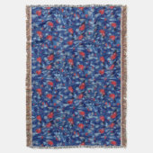 ブルフィンチ、赤い鳥の青い森の木の繊維芸術 スローブランケット (正面縦)