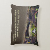 ブルフロッグハピネス感動的引用文 アクセントクッション (裏面(縦))