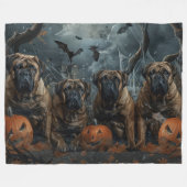 ブルマスティフのハロウィーンの夜の犬の喜び フリースブランケット (正面(横))