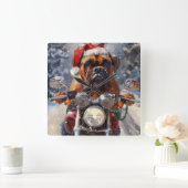 ブルマスティフ犬オートバイのクリスマスに乗る スクエア壁時計 (ホーム)