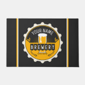 ブルワリパーソナライズされたービールボトルキャップバー ドアマット (正面)