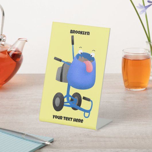 ブルーおもしろいセメントミキサー漫画イラストレーション 台座サイン (インサイチュ)