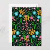 ブルーかわいらしピンクガーデンフラワーズブラックデザイン シーズンポストカード (正面/裏面)