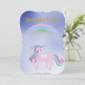 ブルーかわいらしレインボーユニコーン誕生日金ゴールド 招待状 (スタンド正面)