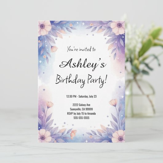 ブルーかわいらし&パープルガールの花誕生日パーティー 招待状 (スタンド正面)