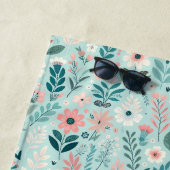 ブルーかわいらし&ピンクパステルフォークアートフラワーズ ビーチタオル (インサイチュ)