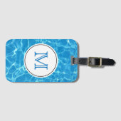 ブルーきらめくスイミングプールウォーターモノグラム ラゲッジタグ (正面横)