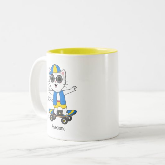 ブルーとイエローの服を着たハッピースケーター猫 ツートーンマグカップ (正面左)