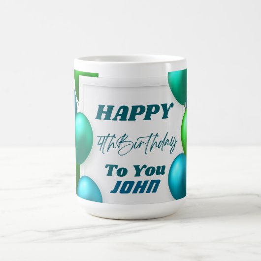 ブルーとグリーンの風船 4歳の誕生日 カスタムネーム  コーヒーマグカップ (中央)