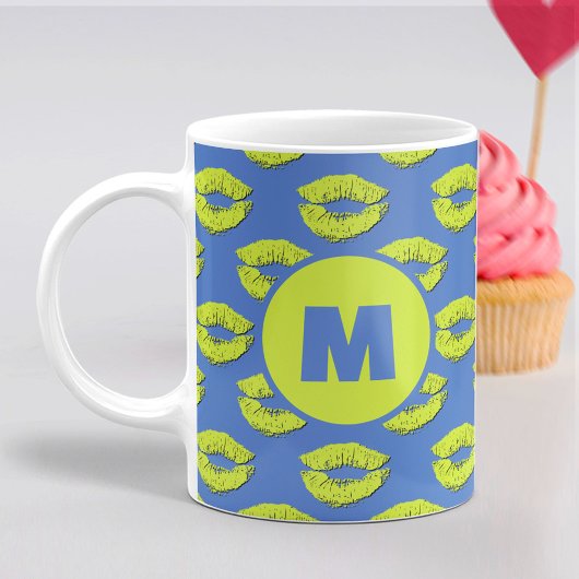 ブルーとグリーンのXOXO キスする唇のオーダーメイド コーヒーマグカップ