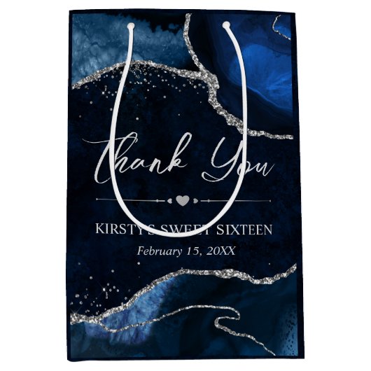 ブルーとシルバーフェイクグリッターアガテスウィート16 ミディアムペーパーバッグ (正面)