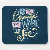 ブルーとピンクのレタリング引用文 マウスパッド (正面)