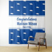 ブルーとホワイトの名前 卒業おめでとう タペストリー (インサイチュ)