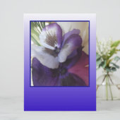 ブルーのアクセントを添えて招待状を送りましょう！ 招待状 (スタンド正面)