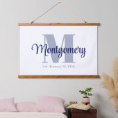 ブルーのカスタムファミリー名看板 ウェディングギフトアイデア 吊り下げ型タペストリー (寝室)