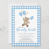 ブルーのテディベアのベビーシャワー We Can Bearly Wait 招待状 (正面)