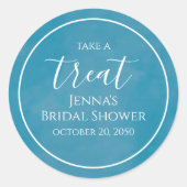 ブルーのブライダルシャワー minimalistic カリグラフィー スクリプト ラウンドシール (正面)