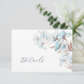ブルーのレイヤードフラワーの結婚式の詳細 エンクロージャーカード (スタンド正面)