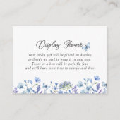 ブルーのワイルドフラワーデザインシャワーディスプレイ エンクロージャーカード (正面)