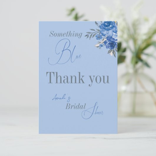 ブルーの水彩花イラストのウェディングシャワー サンキューカード (スタンド正面)