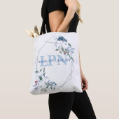 ブルーの花のイニシャルモノグラム トートバッグ (クローズアップ)