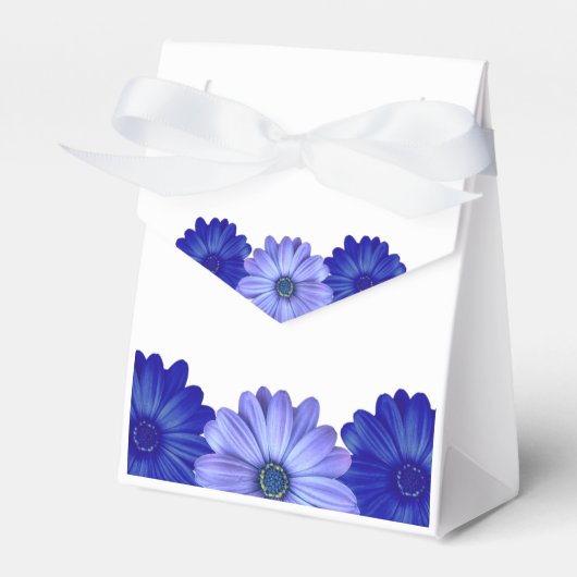 ブルーの花のブライズシャワー フェイバーボックス (正面サイド)