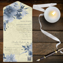 ブルーの花柄が入った、ダメージ加工された淡い黄色の生地にQRコード