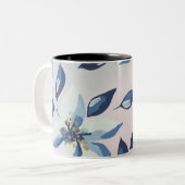 ブルーの花柄コーヒーマグ ツートーンマグカップ (正面左)