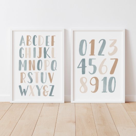 ブルーアルファベットと数字の教育教室