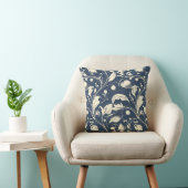 ブルーアンドクリームロココインスパイアデザイン クッション (椅子)