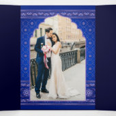 ブルーアンドスリーバーボリウッドスタイルインディアン結婚ズ 三つ折り招待状 (内部中)