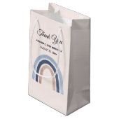 ブルーアンドピーチレインボーホー誕生日サンキュー スモールペーパーバッグ (裏面アングル)