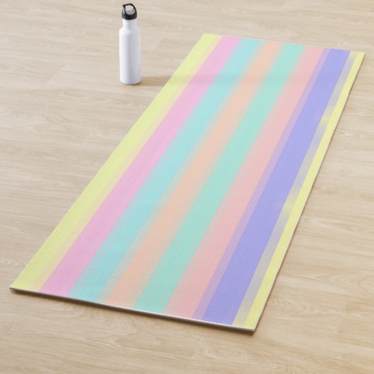 ブルーイエローピンクグリーンパステルストライプパタン ヨガマット (インサイチュ)